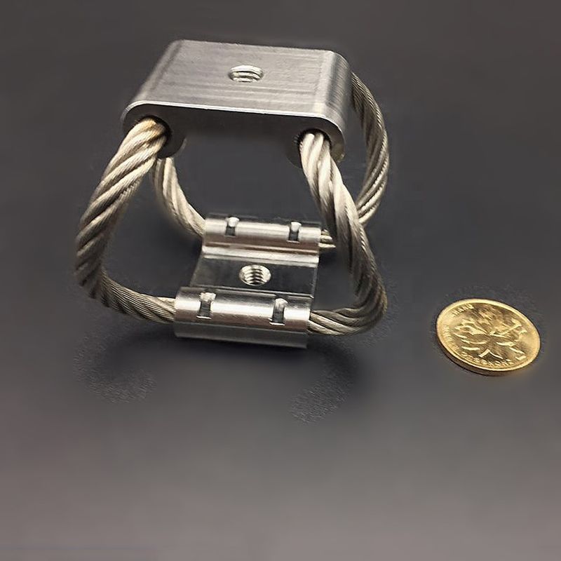 Capturez sans effort des images aériennes époustouflantes avec un gimbal de cinéma de voiture RC fait à la main