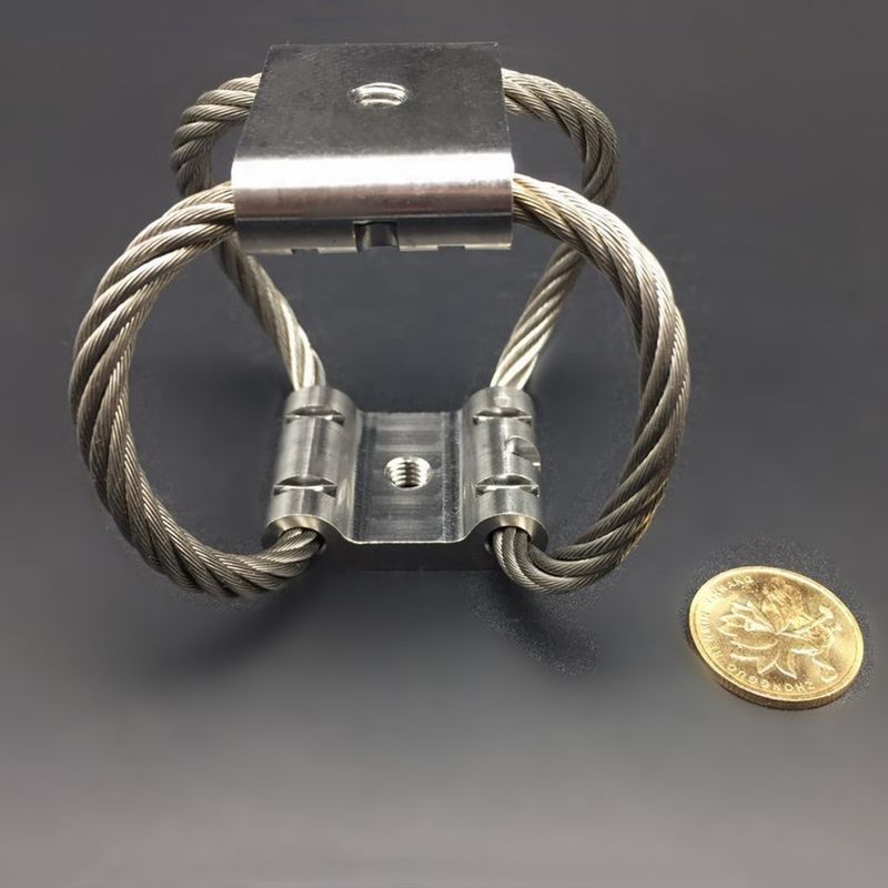 Capturez sans effort des images aériennes époustouflantes avec un gimbal de cinéma de voiture RC fait à la main