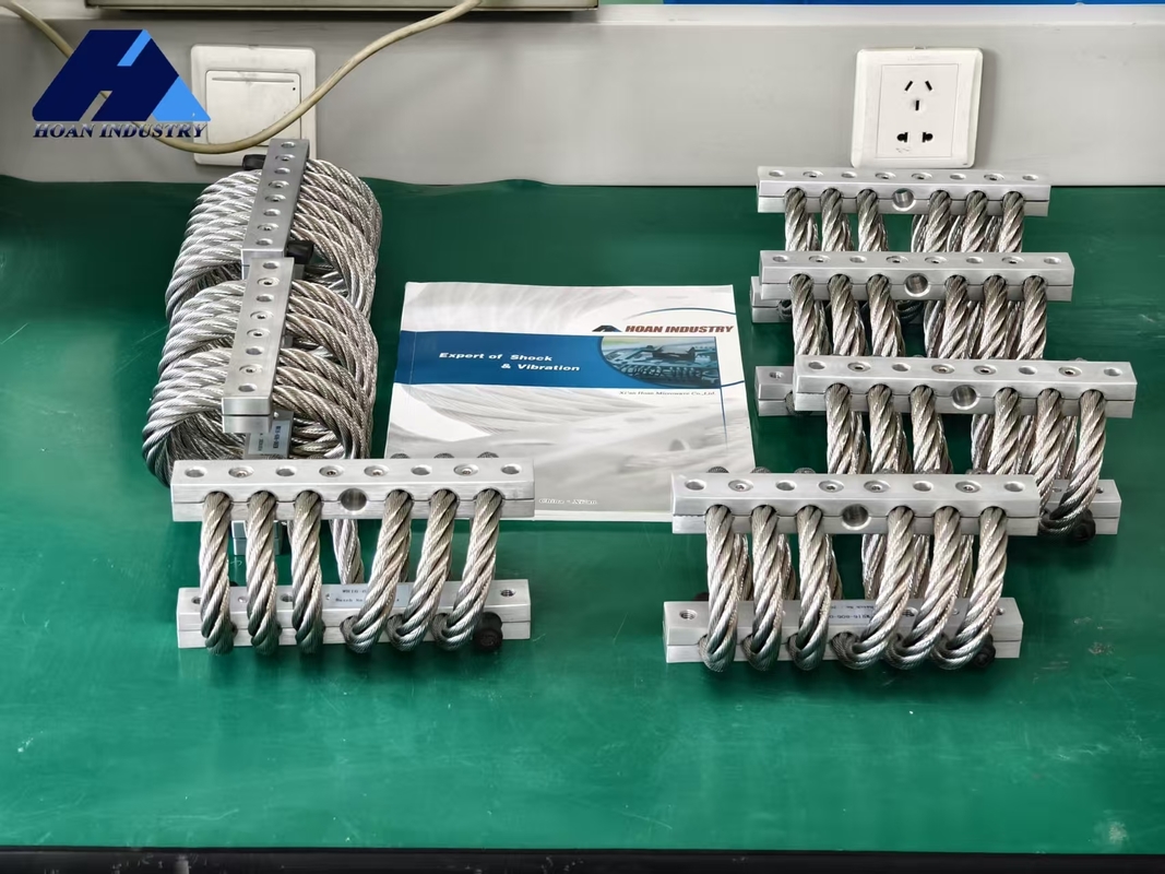 Isolateurs de vibrations en câble d'acier légers et compacts JGX-1278A-154A pour applications à espace restreint