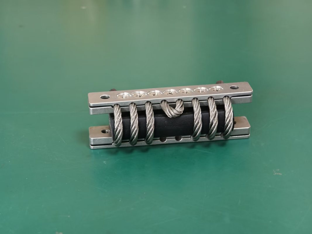 Isolateur de vibrations à câble GX-60A(N) personnalisable avec une bonne résistance aux chocs thermiques et une structure entièrement métallique pour un fonctionnement stable